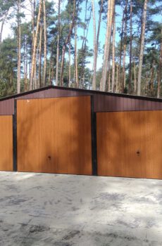 Garaż blaszany 6m x 9m trójstanowiskowy