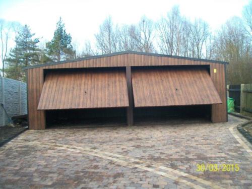 Nowoczesny garaż drewnopodobny 5 x 6 śląskie