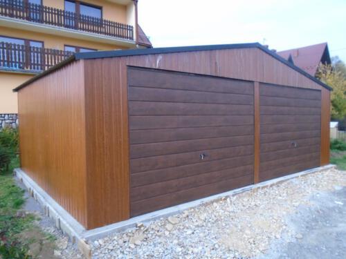 garaż drewnopodobny 6m x 6m dwie bramy 