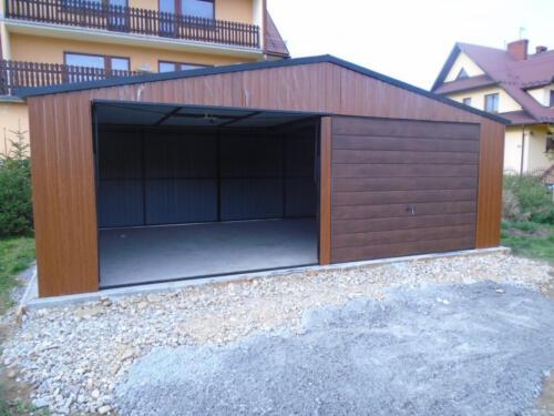 Garaż drewnopodobny dach dwu spadowy 6 m x 6 m
